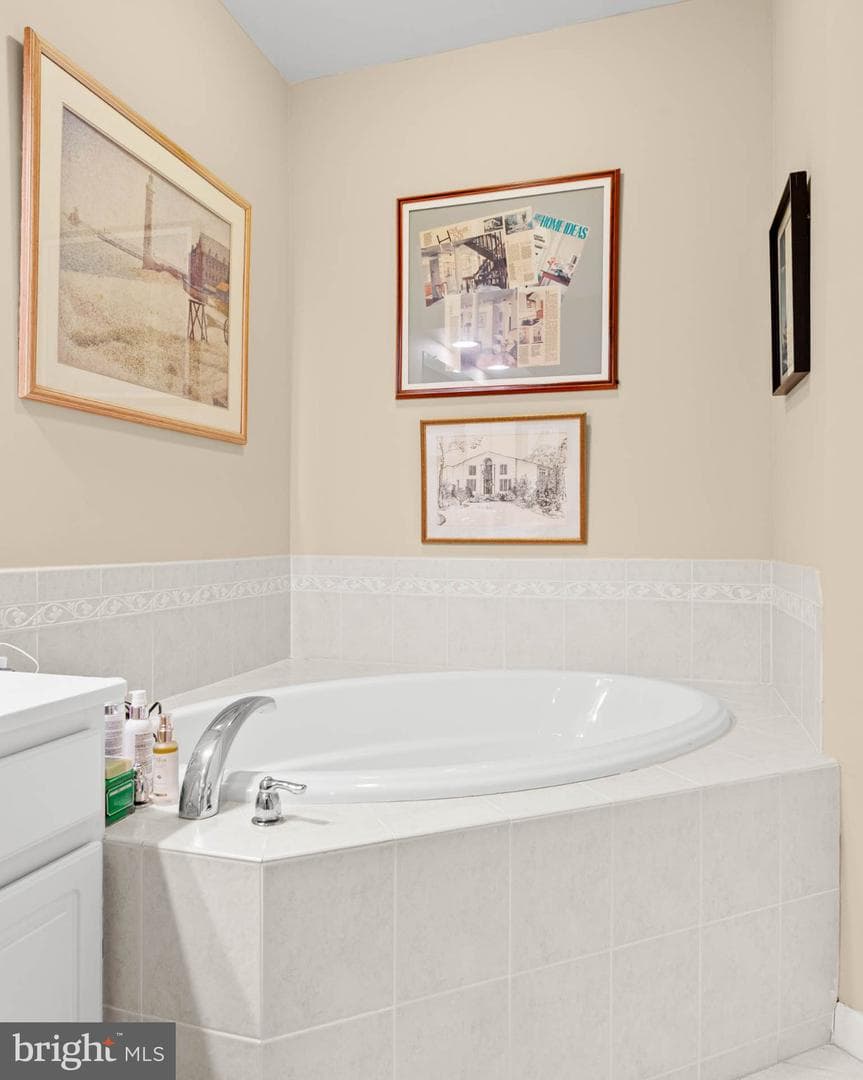 2406 Lilac Court photo 15