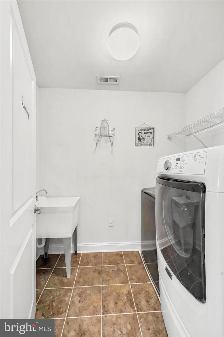 123 Providence Circle photo 28