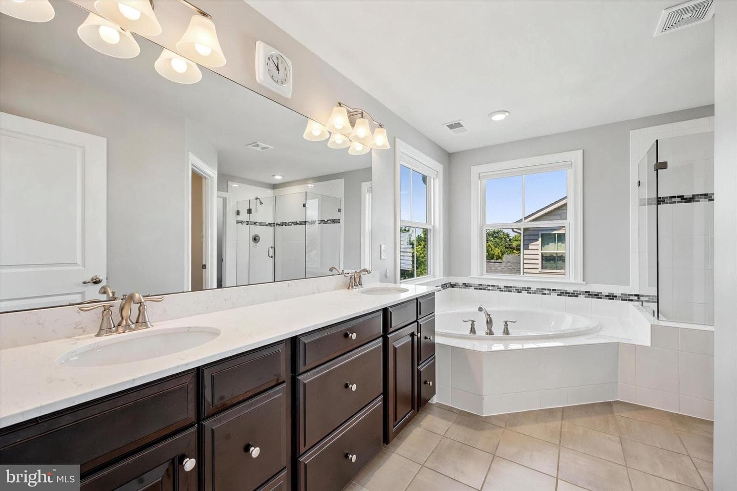 123 Providence Circle photo 32