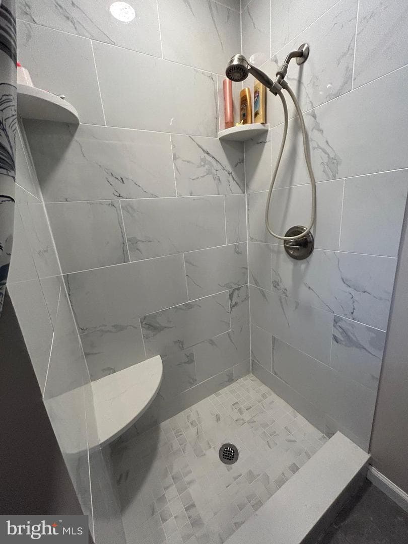 681 Pembroke Road photo 11