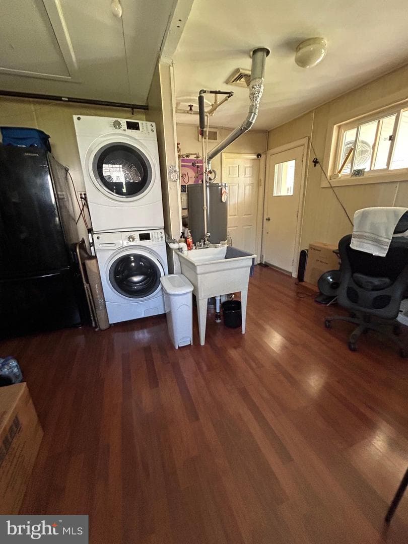 681 Pembroke Road photo 27