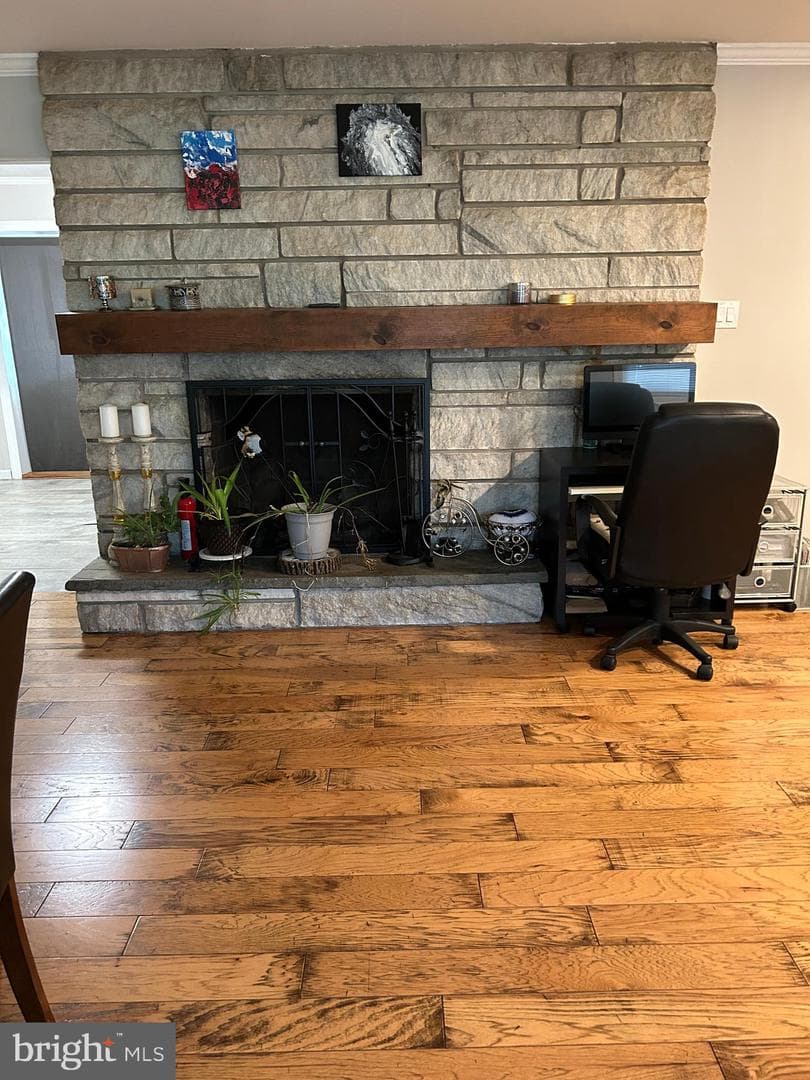 681 Pembroke Road photo 4