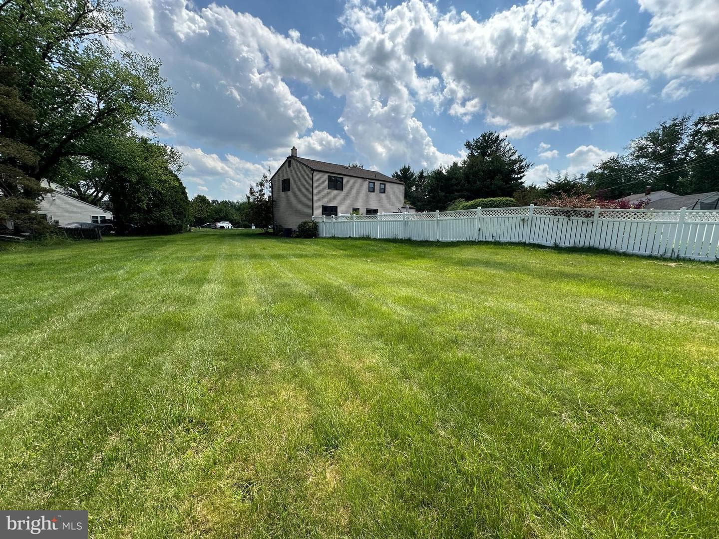 1325 Deflavis Circle photo 26