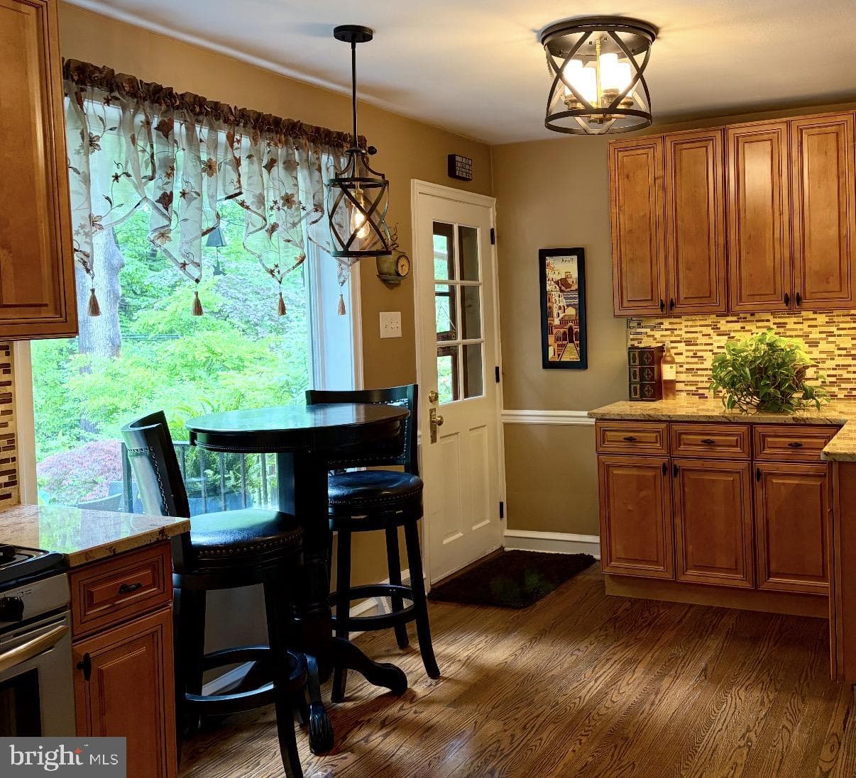 552 Custis Road photo 6