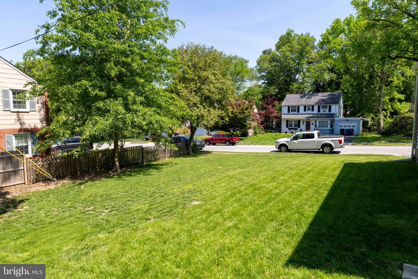 1910 Maplewood Avenue photo 30
