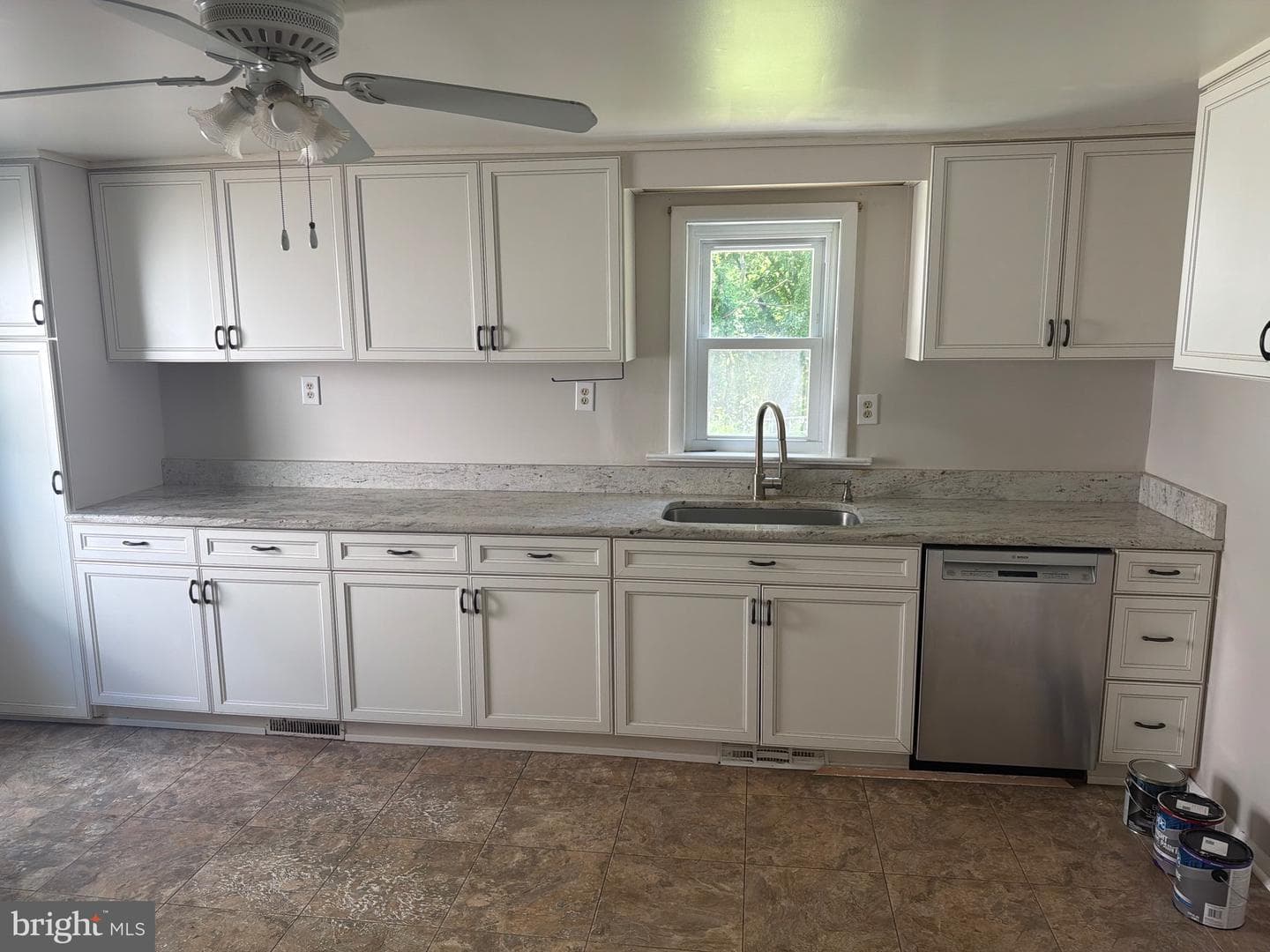 1196 Rebel Hill Road photo 4