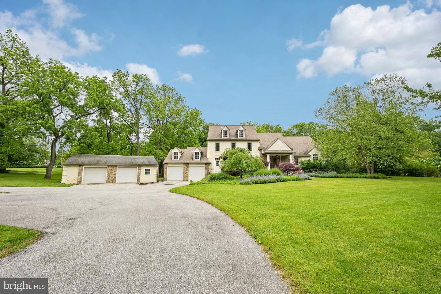 378 S Warner Road photo 6