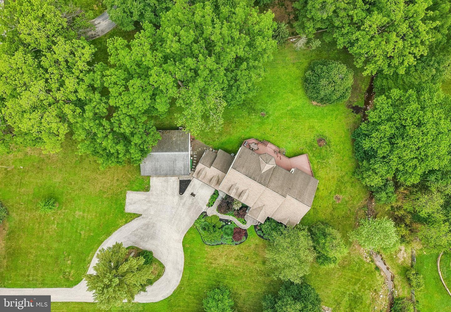 378 S Warner Road photo 67