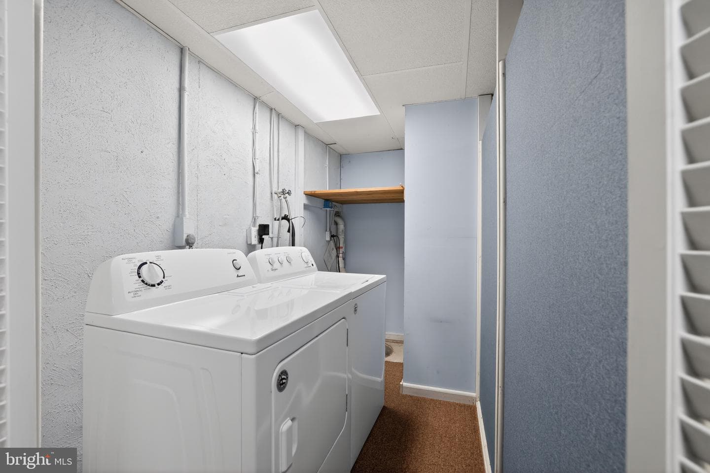 1150 Oxford Circle photo 31