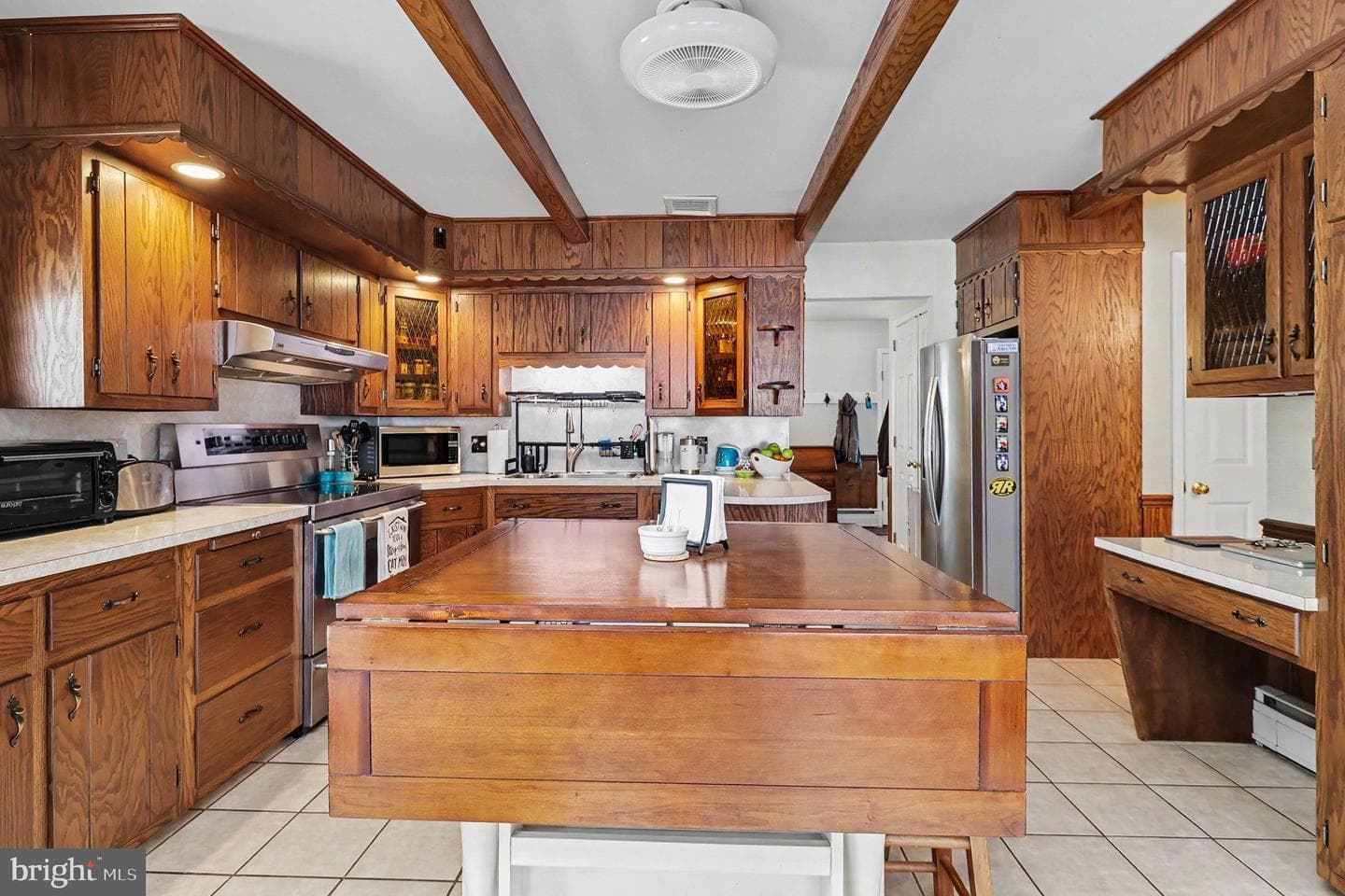 1085 N Washington St photo 23