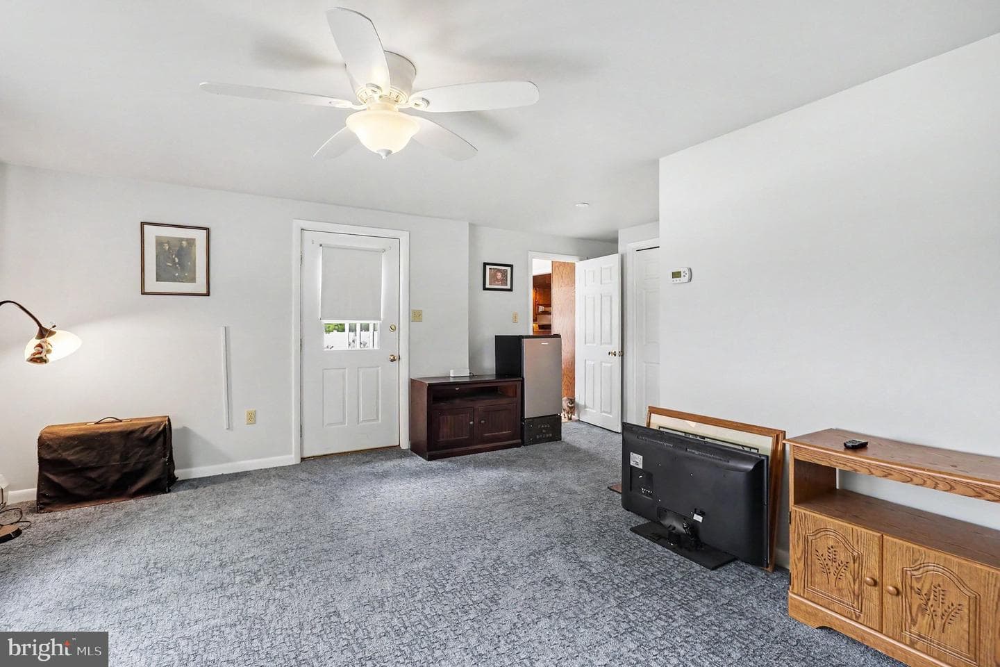 1085 N Washington St photo 41