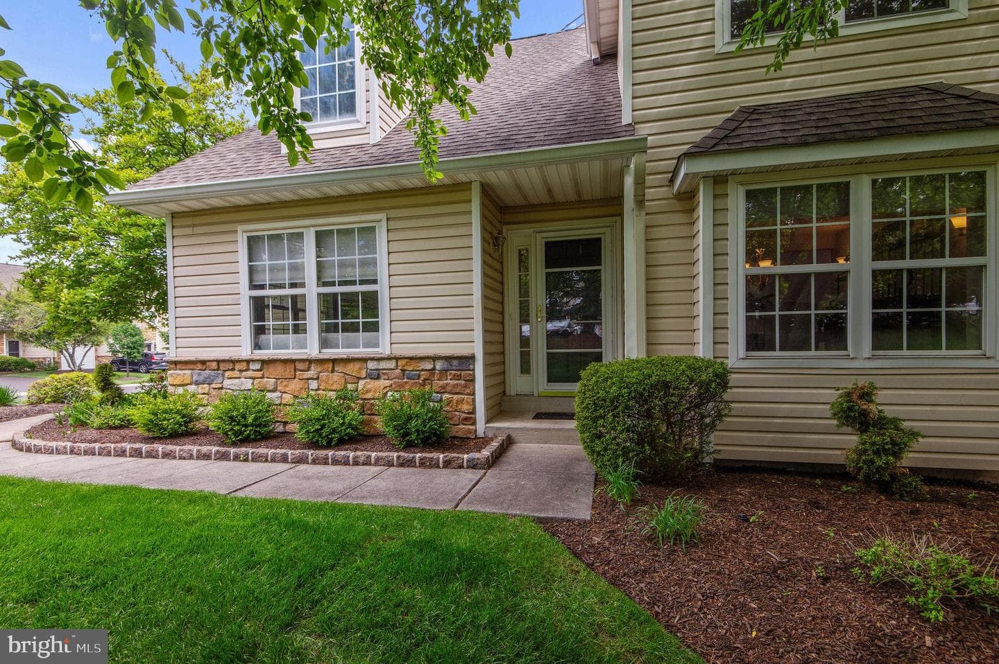 123 Shoal Creek Drive photo 2