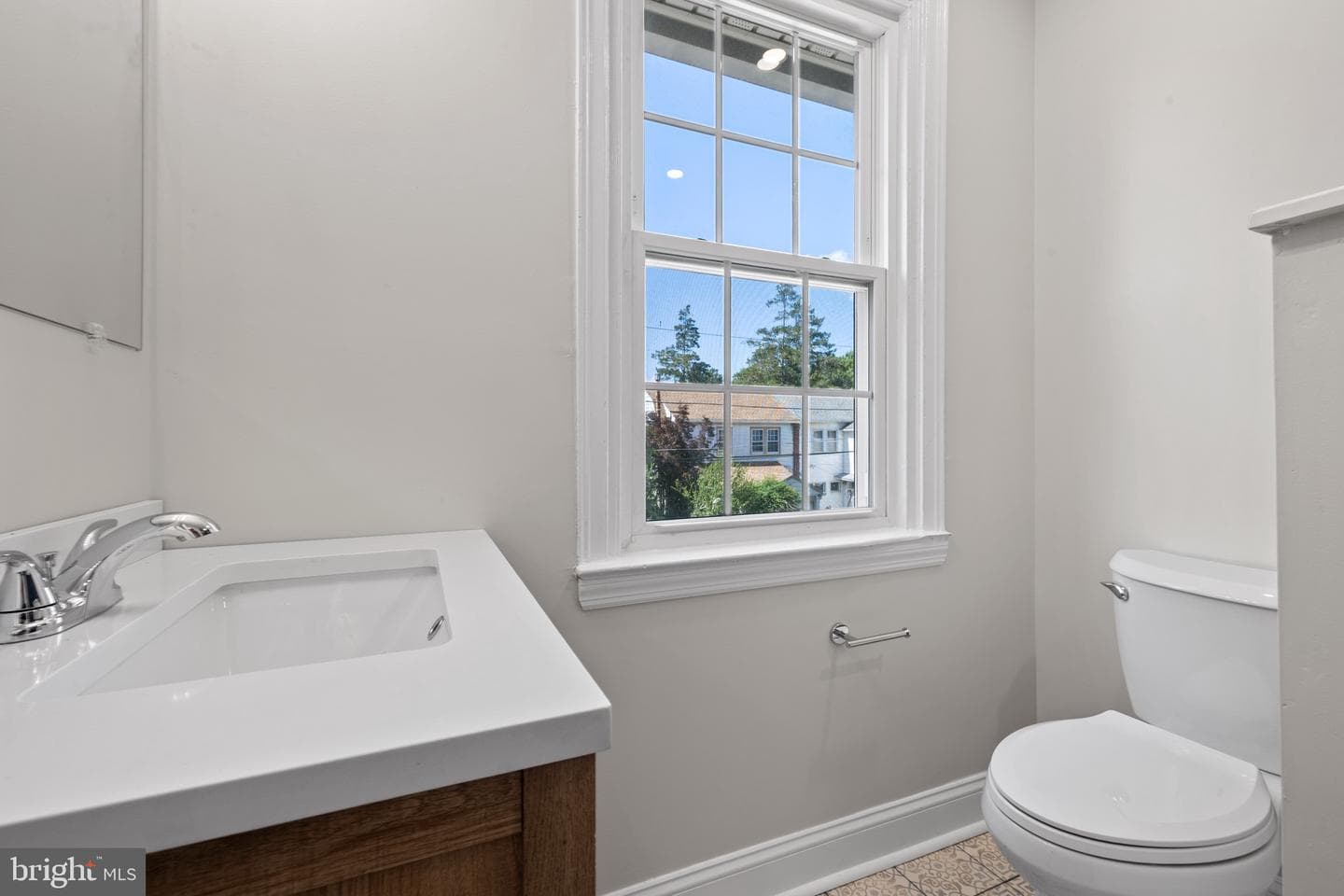 1409 Edgevale Road photo 22