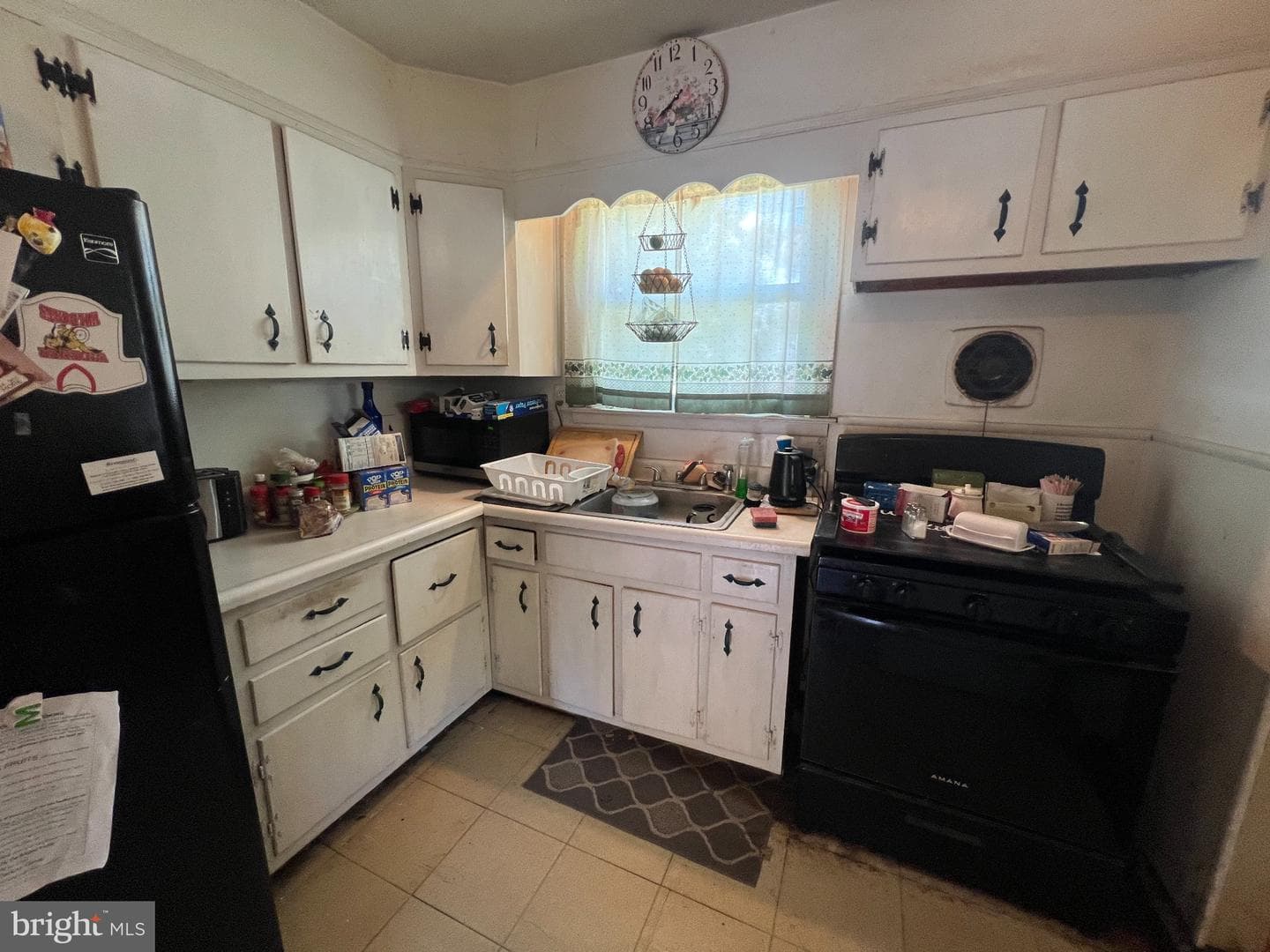 1346 Clarke Road photo 5