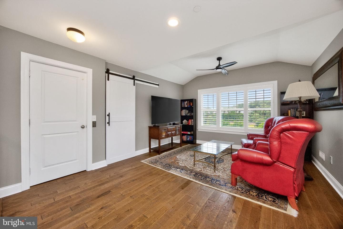 133 Moir Avenue photo 28