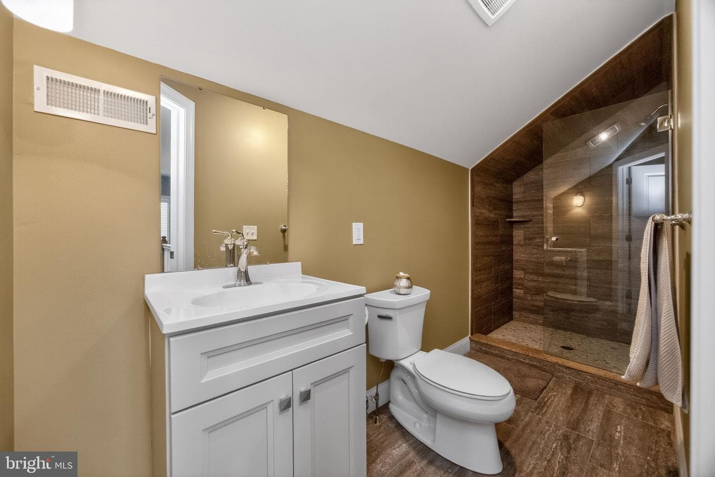133 Moir Avenue photo 30