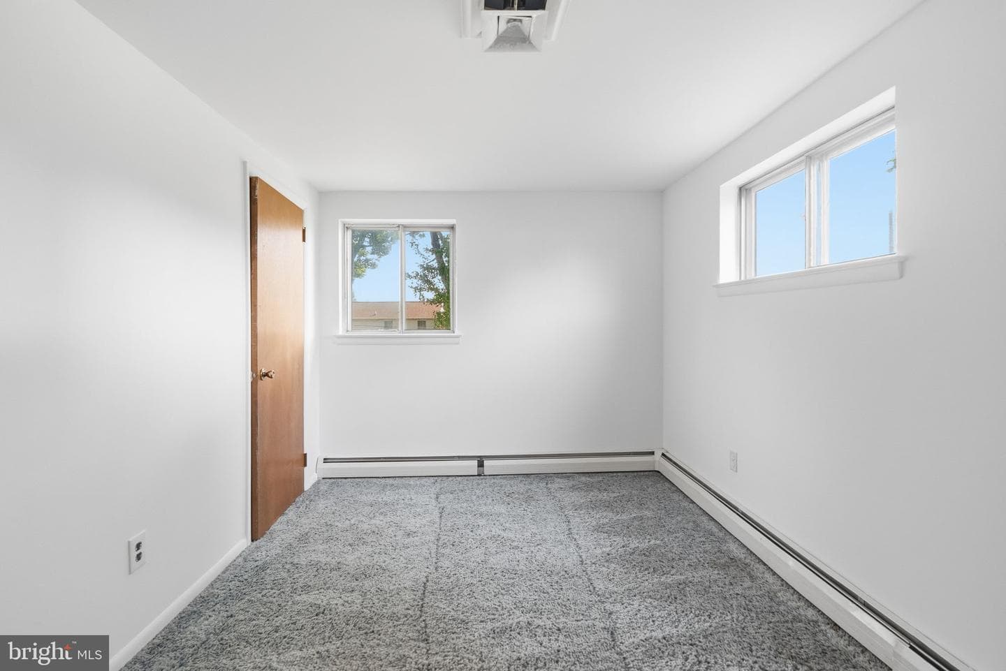 1825 Sterigere Street photo 24