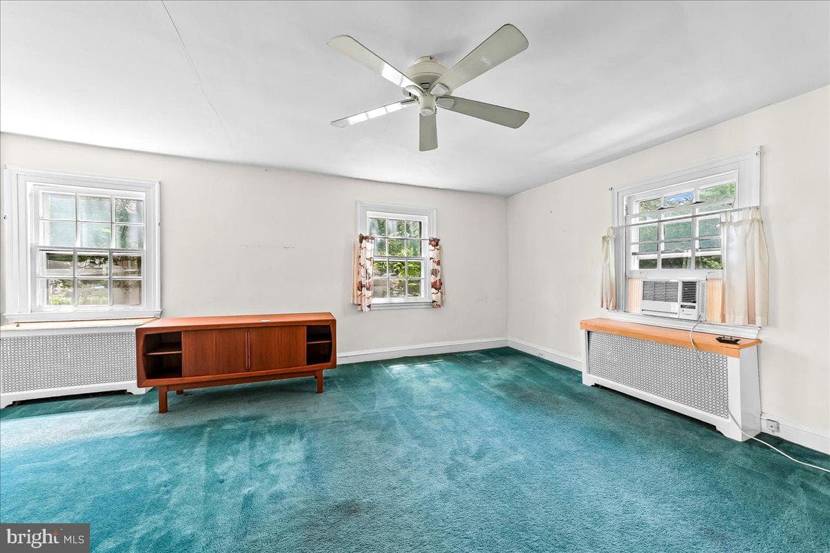 4 E Lodges Lane photo 23