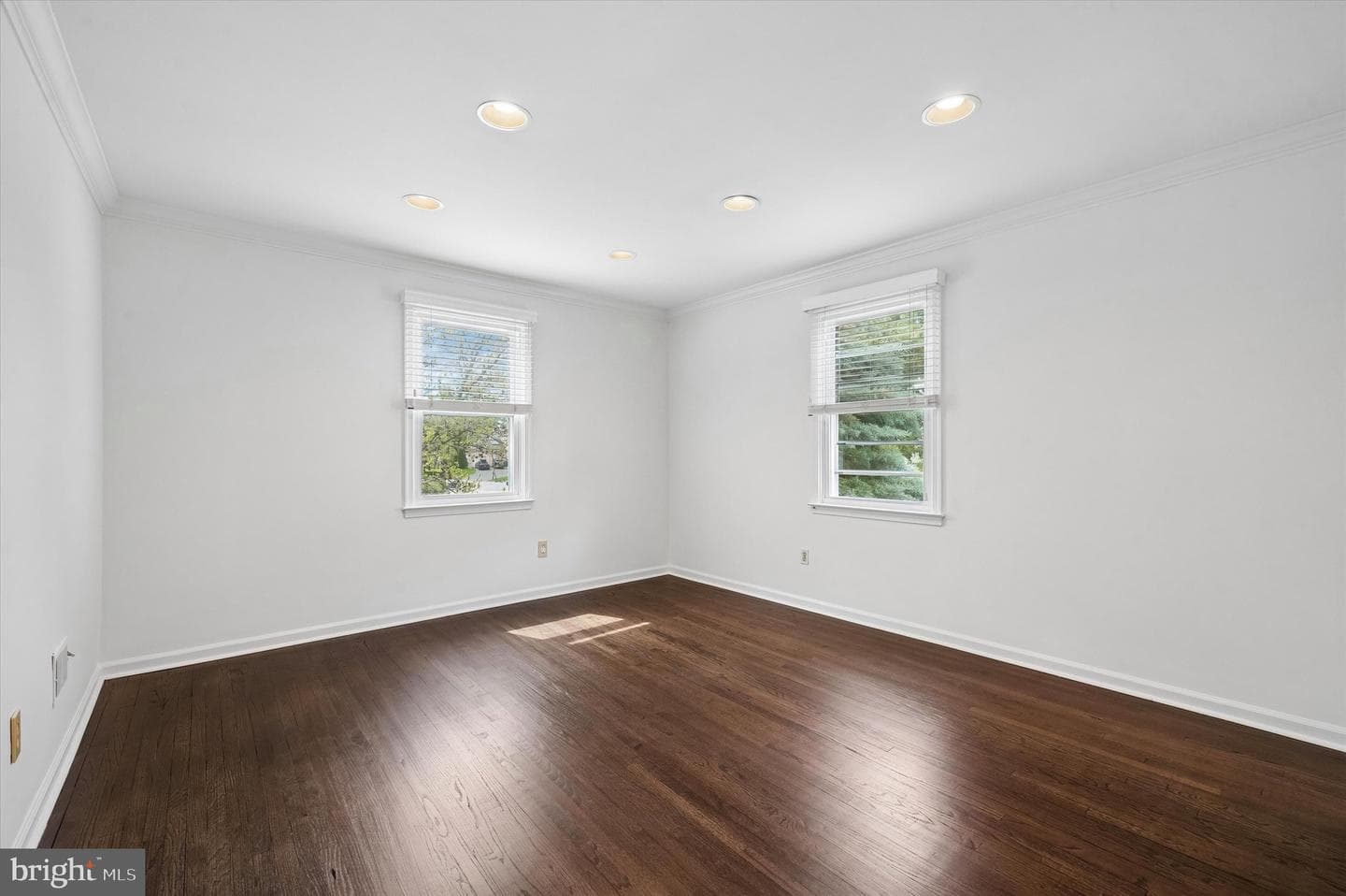 3 Hansen Court photo 23