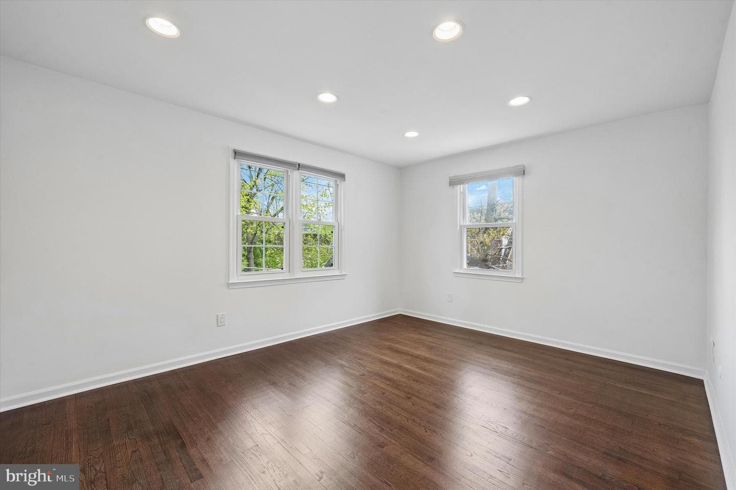 3 Hansen Court photo 26