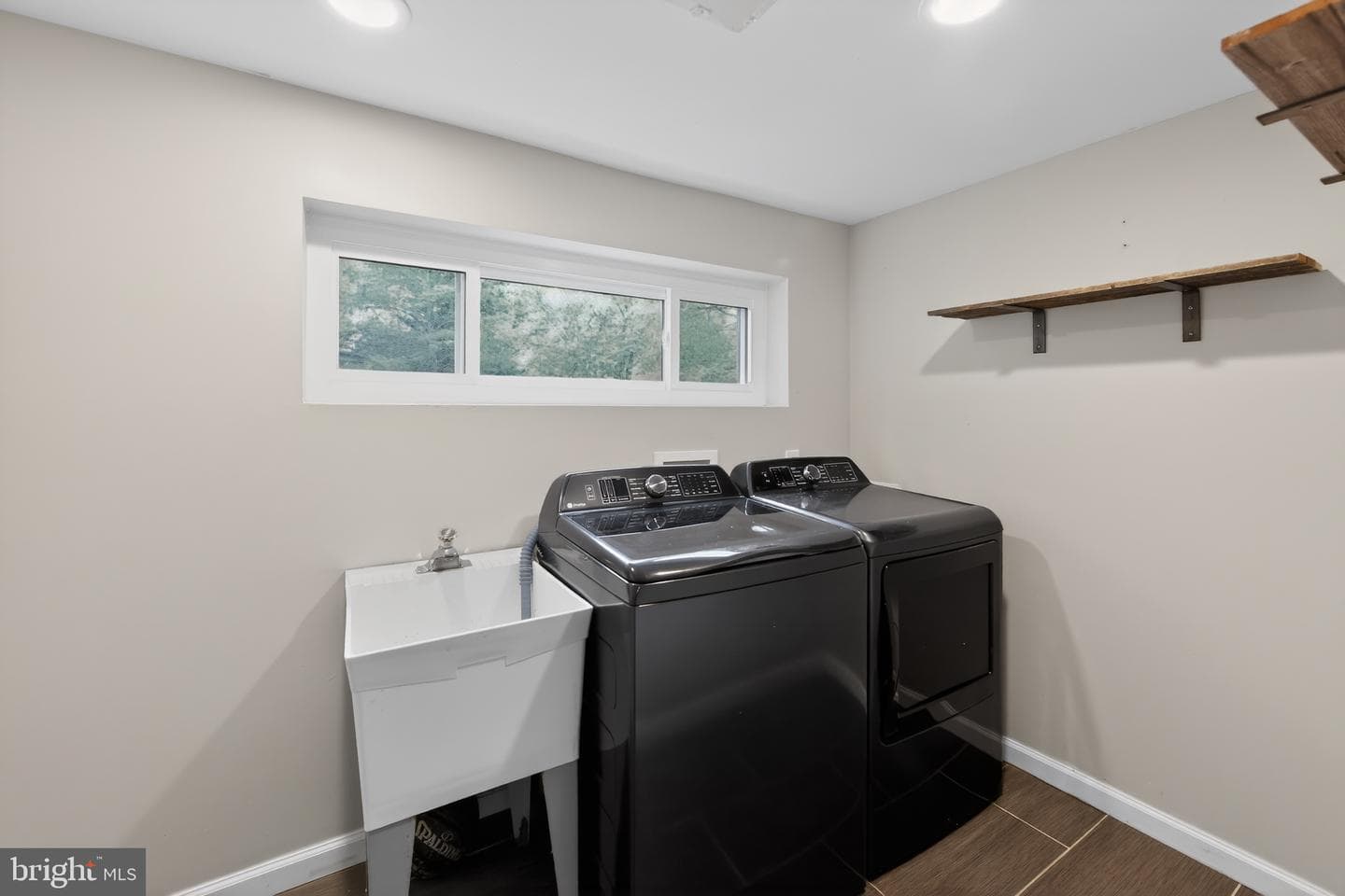 1649 Muhlenburg Drive photo 34