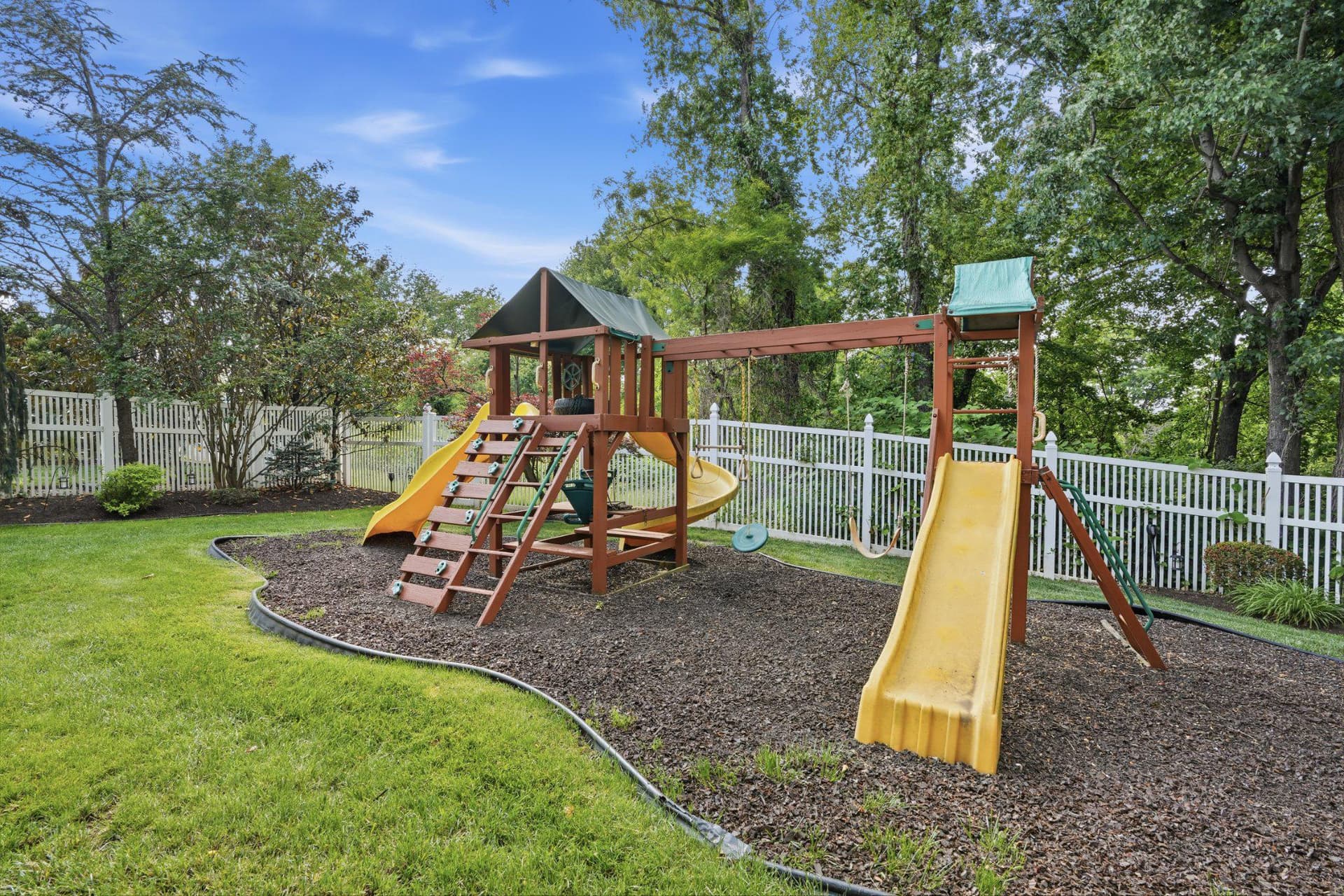 2780 Honeysuckle Lane photo 57