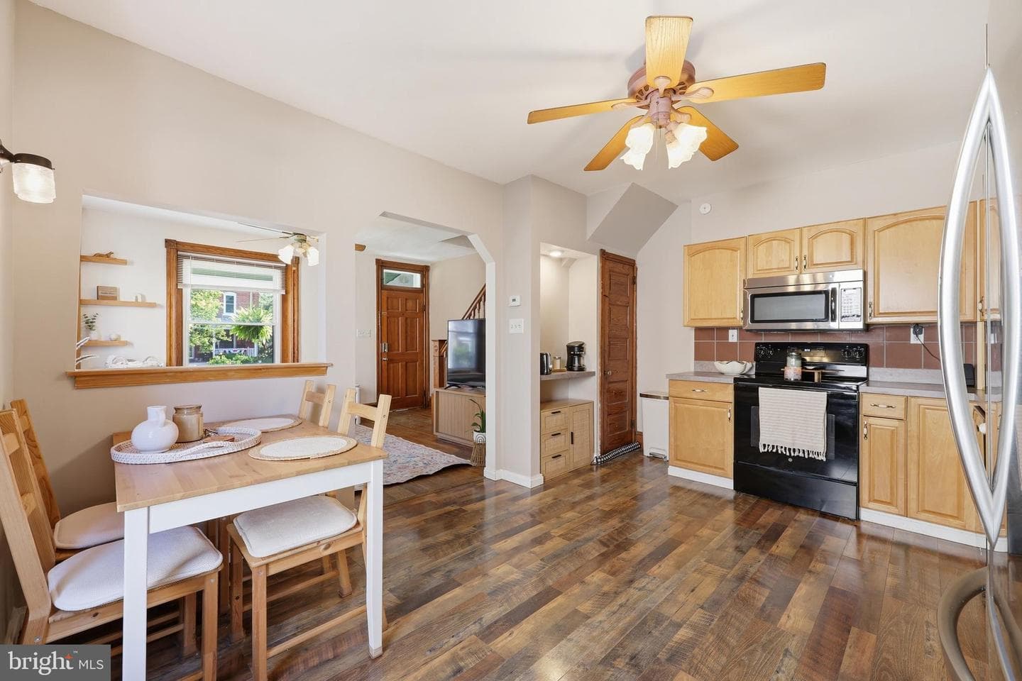40 Adams Avenue photo 13