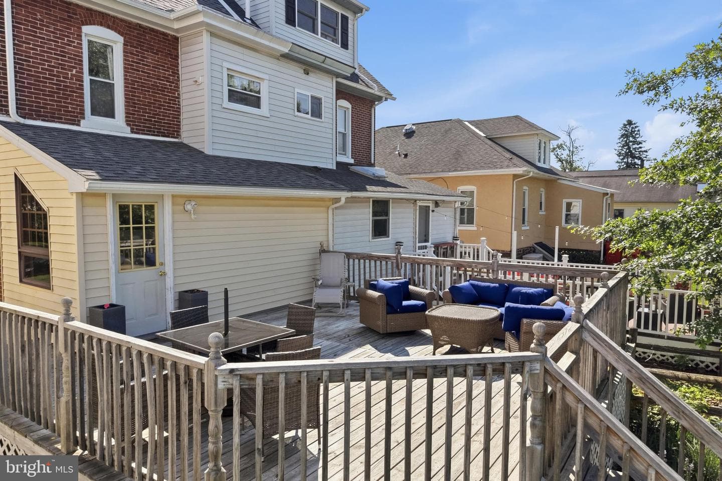 40 Adams Avenue photo 34