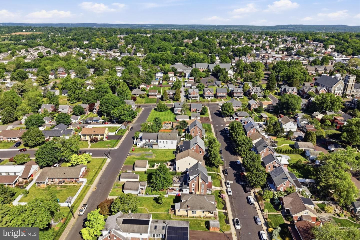 40 Adams Avenue photo 44