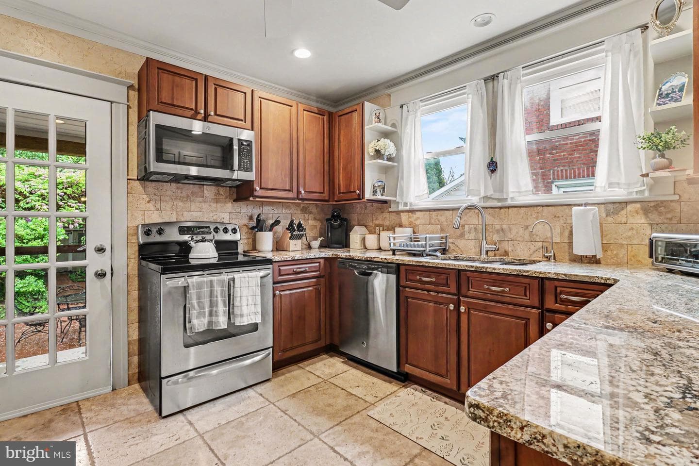 1720 Locust Street photo 11