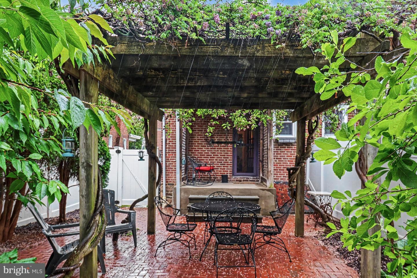 1720 Locust Street photo 28