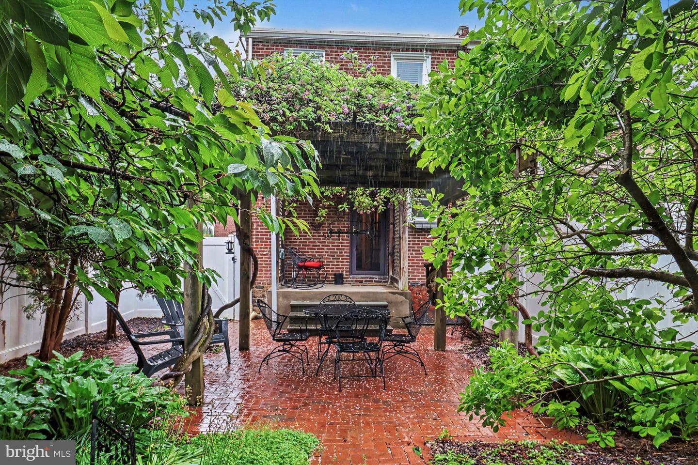 1720 Locust Street photo 29