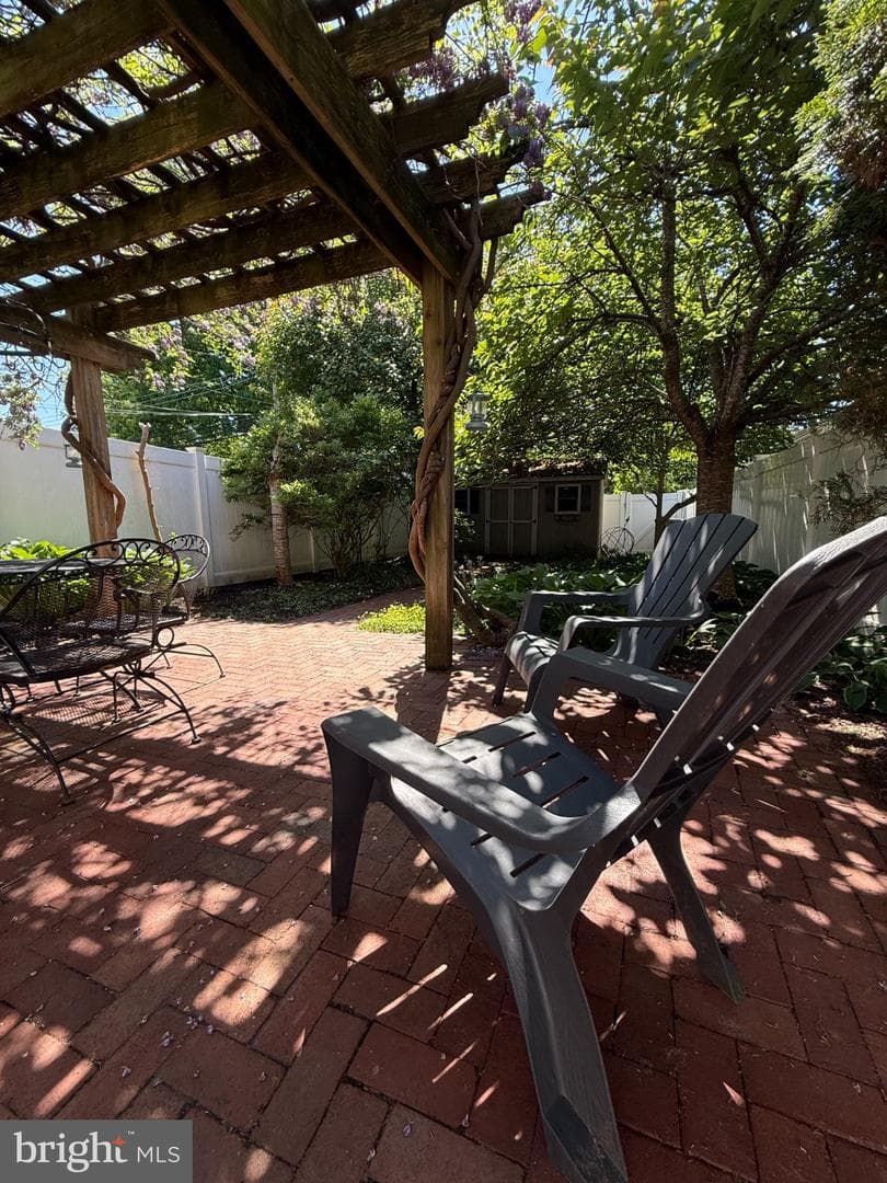 1720 Locust Street photo 31