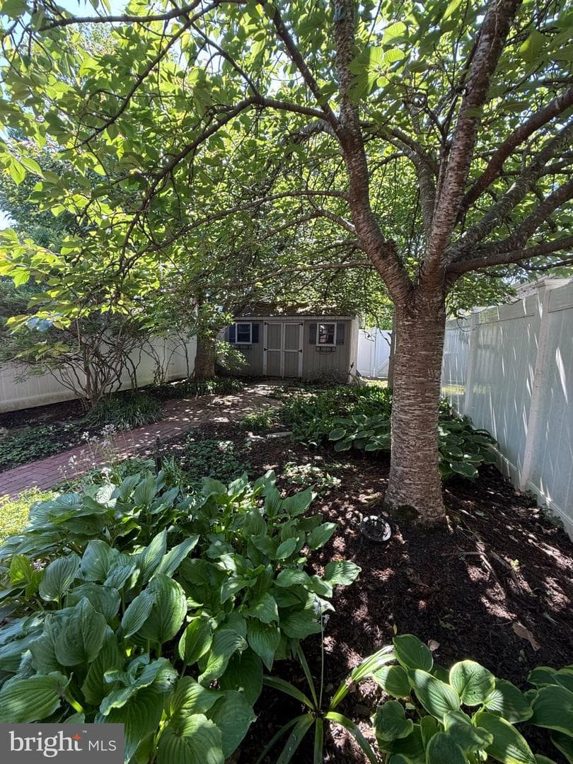 1720 Locust Street photo 32