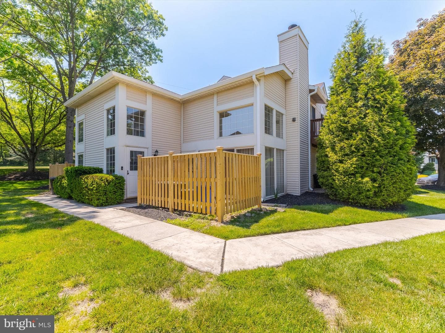 348 Green Meadow Lane, Horsham