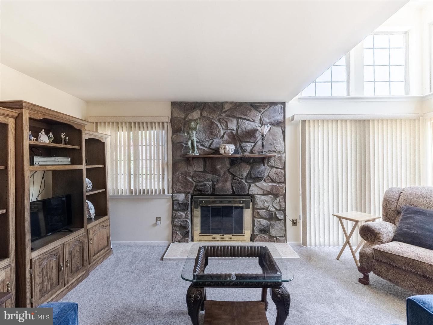 348 Green Meadow Lane photo 9