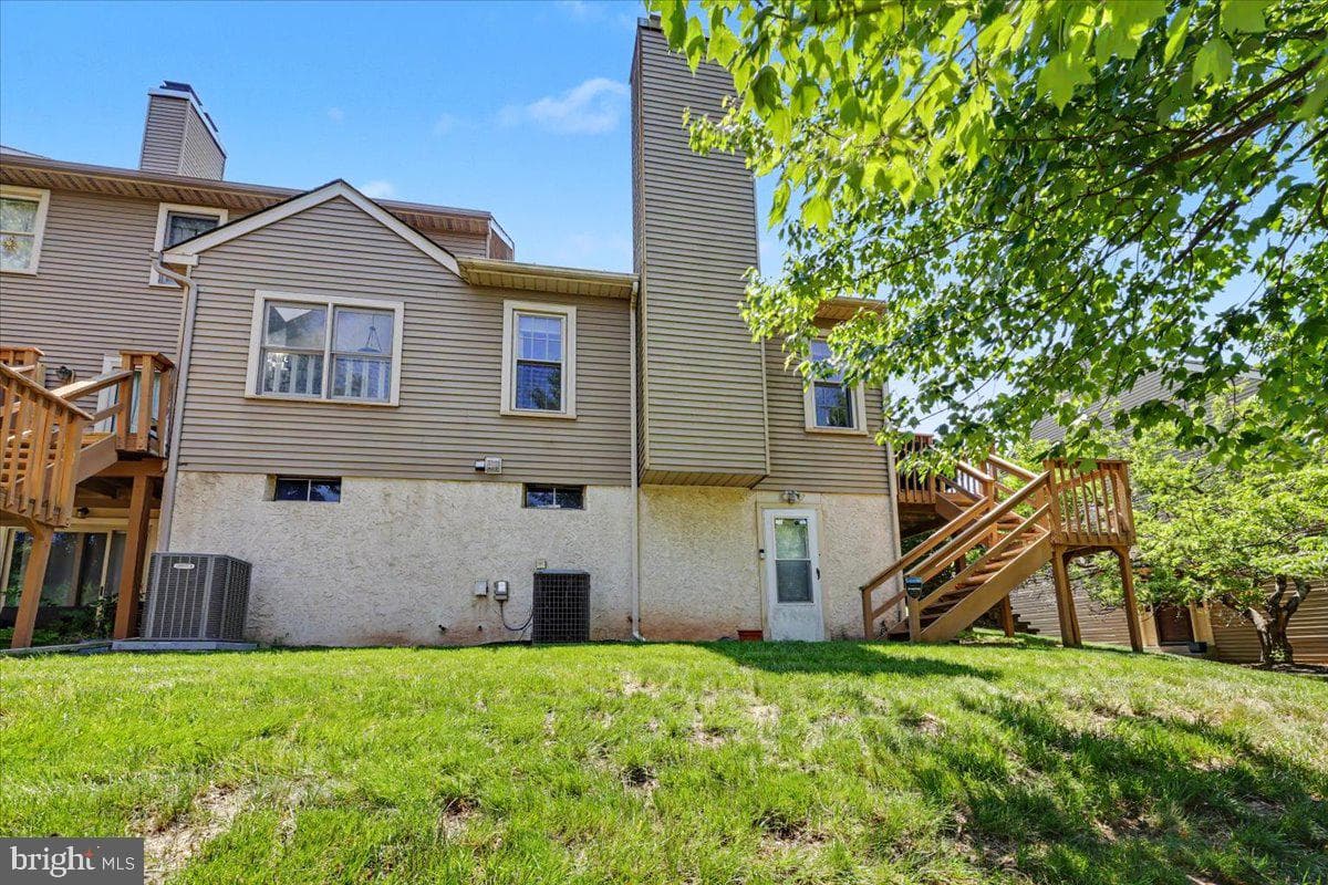 1156 Kipling Court photo 29