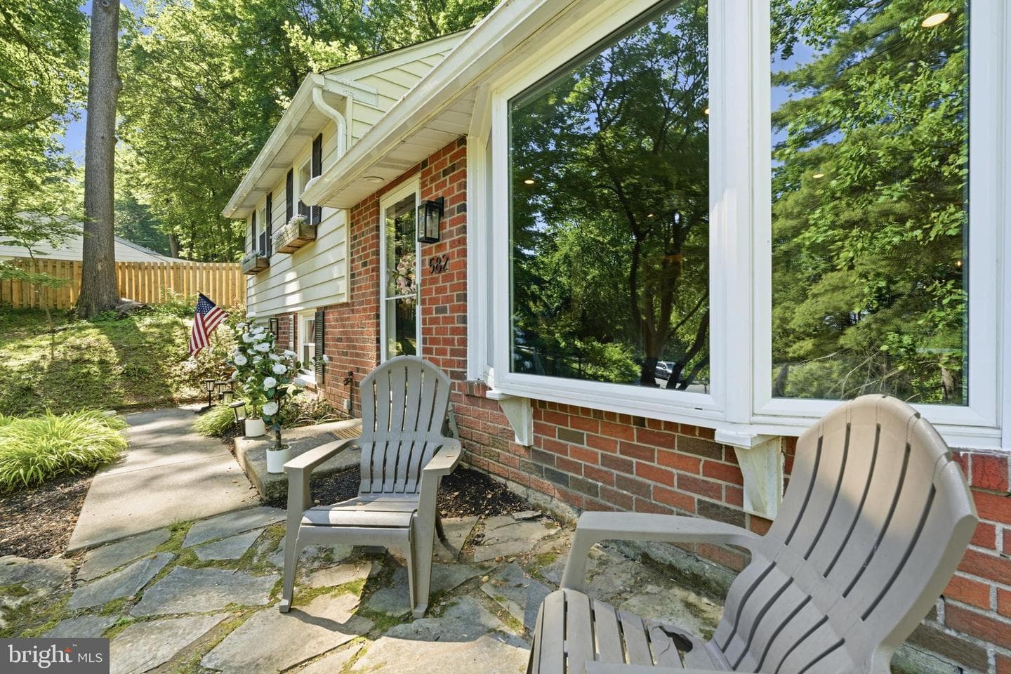 582 Forest Road photo 4
