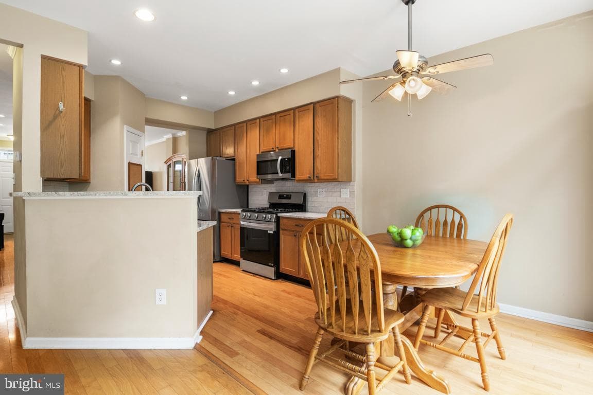 166 Royer #3105 photo 10