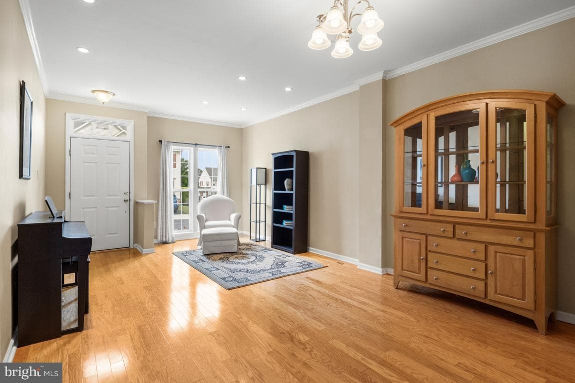 166 Royer #3105 photo 4