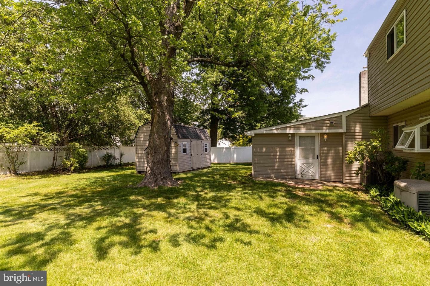 40 Harcourt Lane photo 38