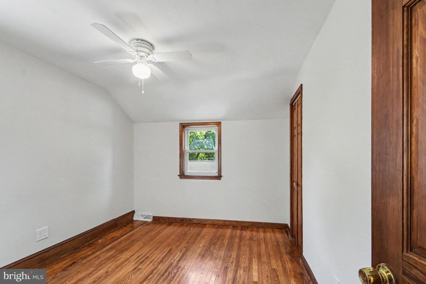 102 Redford Road photo 17