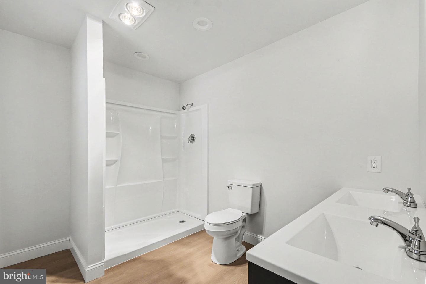102 Redford Road photo 24