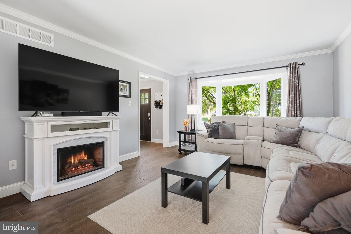 409 Saw Mill Lane #b photo 5
