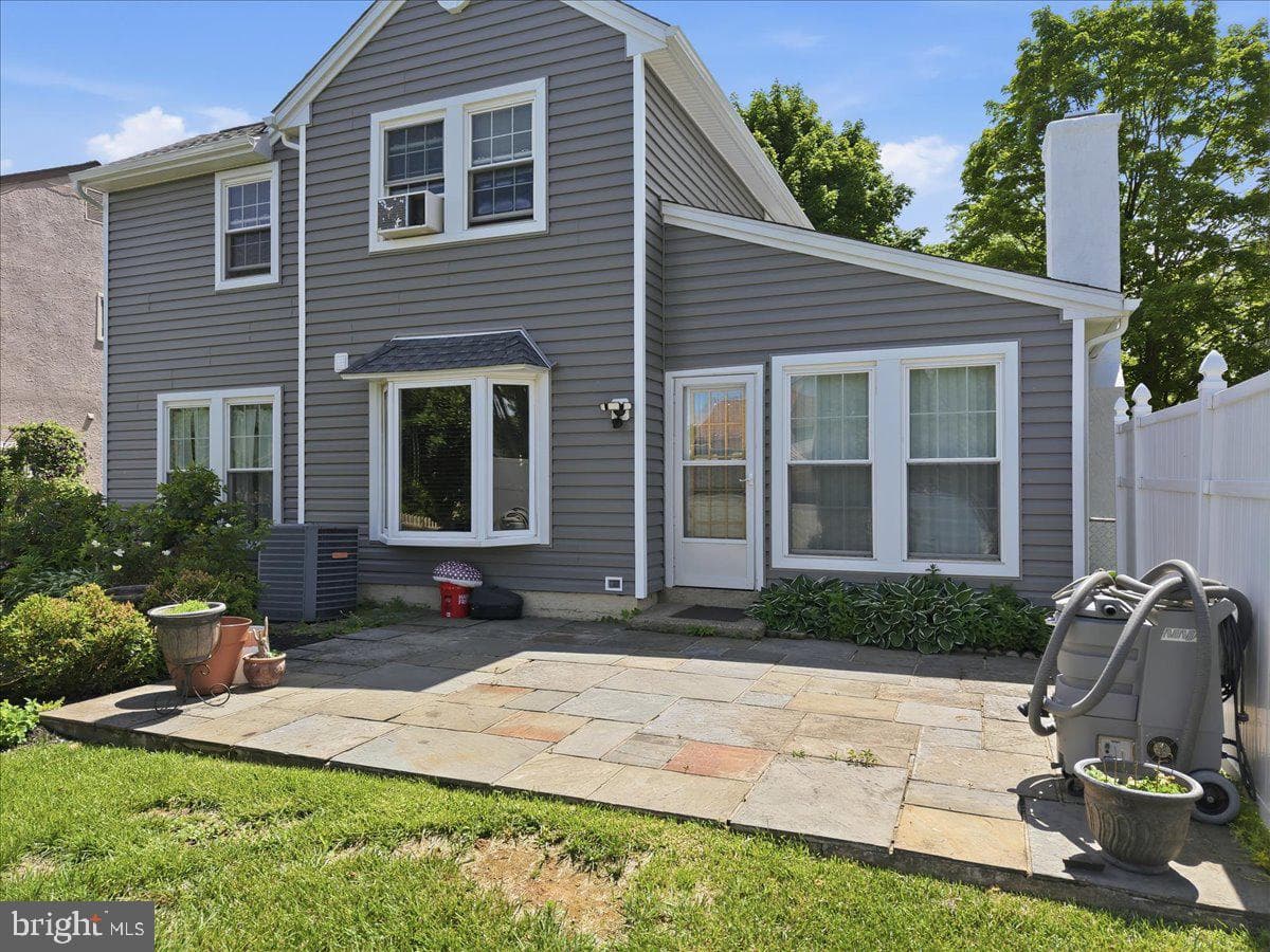 12 Pebble Drive photo 49