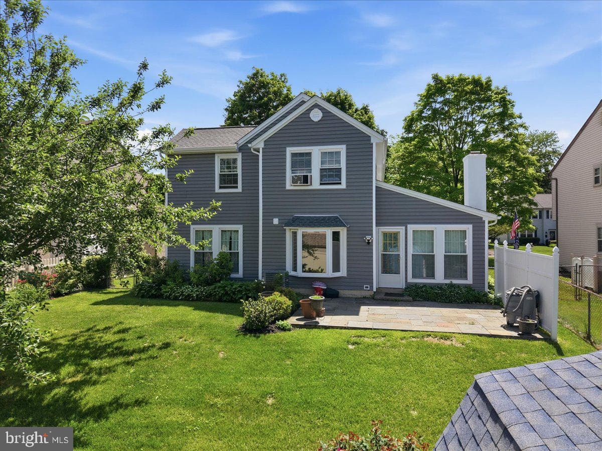 12 Pebble Drive photo 54