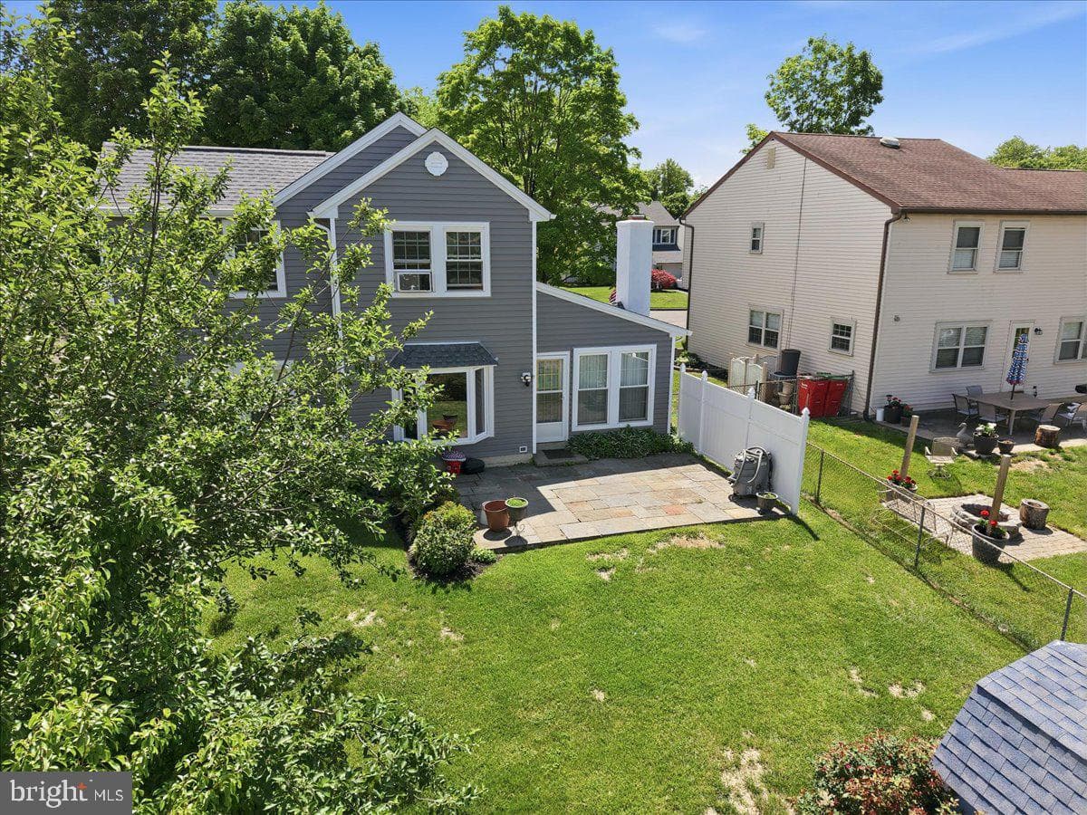 12 Pebble Drive photo 56