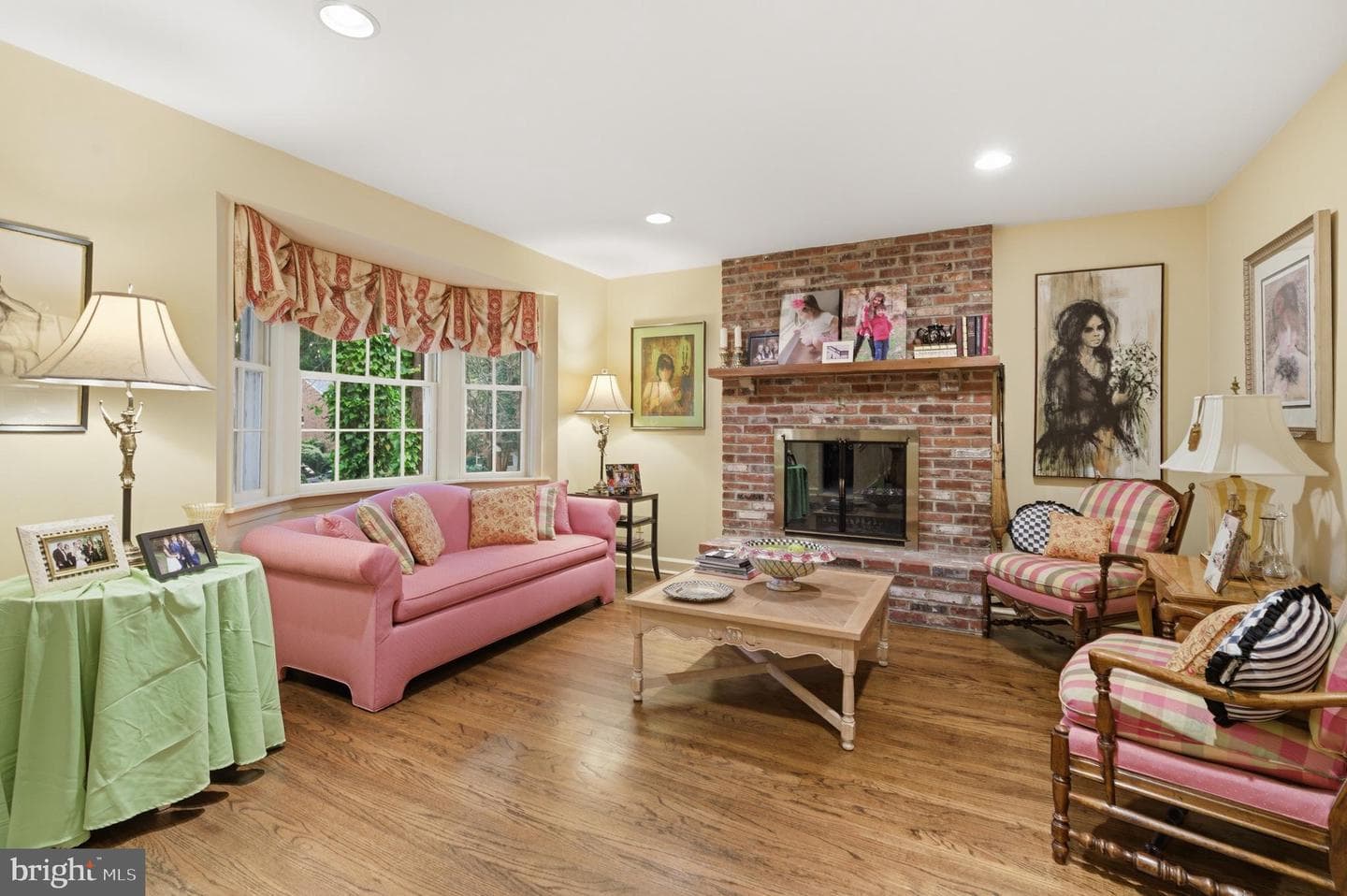 510 Twin Oaks Drive photo 5