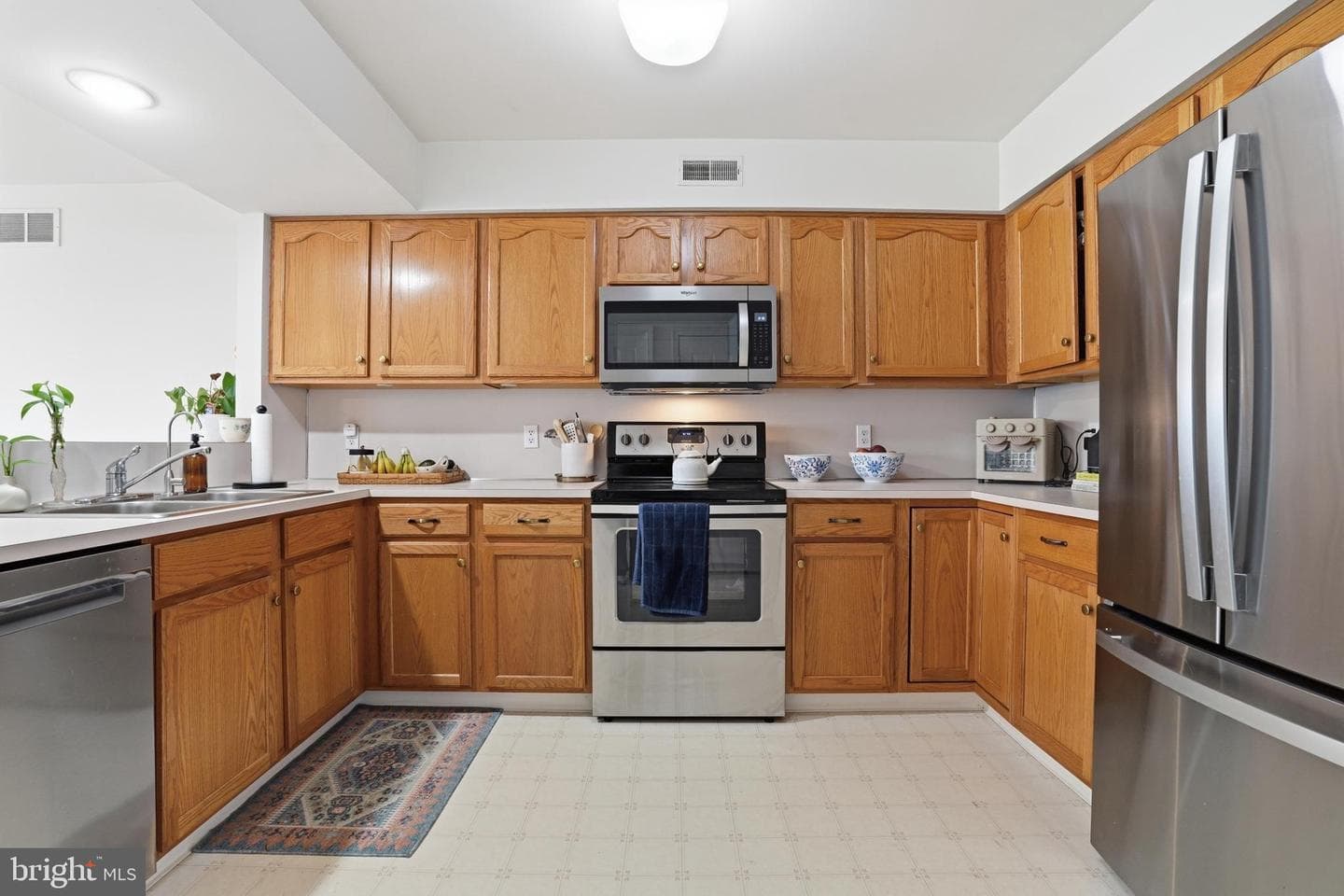 468 Berkshire Drive photo 10