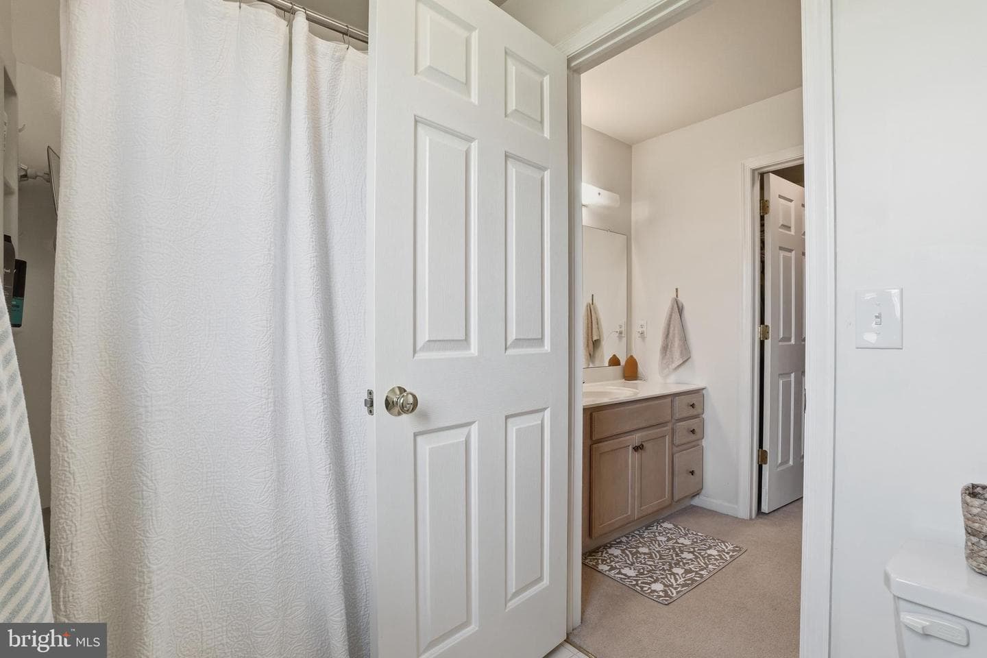 468 Berkshire Drive photo 36